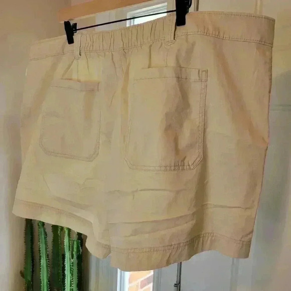 NWT Old Navy OG Chino Cotton‎ Stretchy Cream Shorts, Size 3XL - Picture 6 of 8